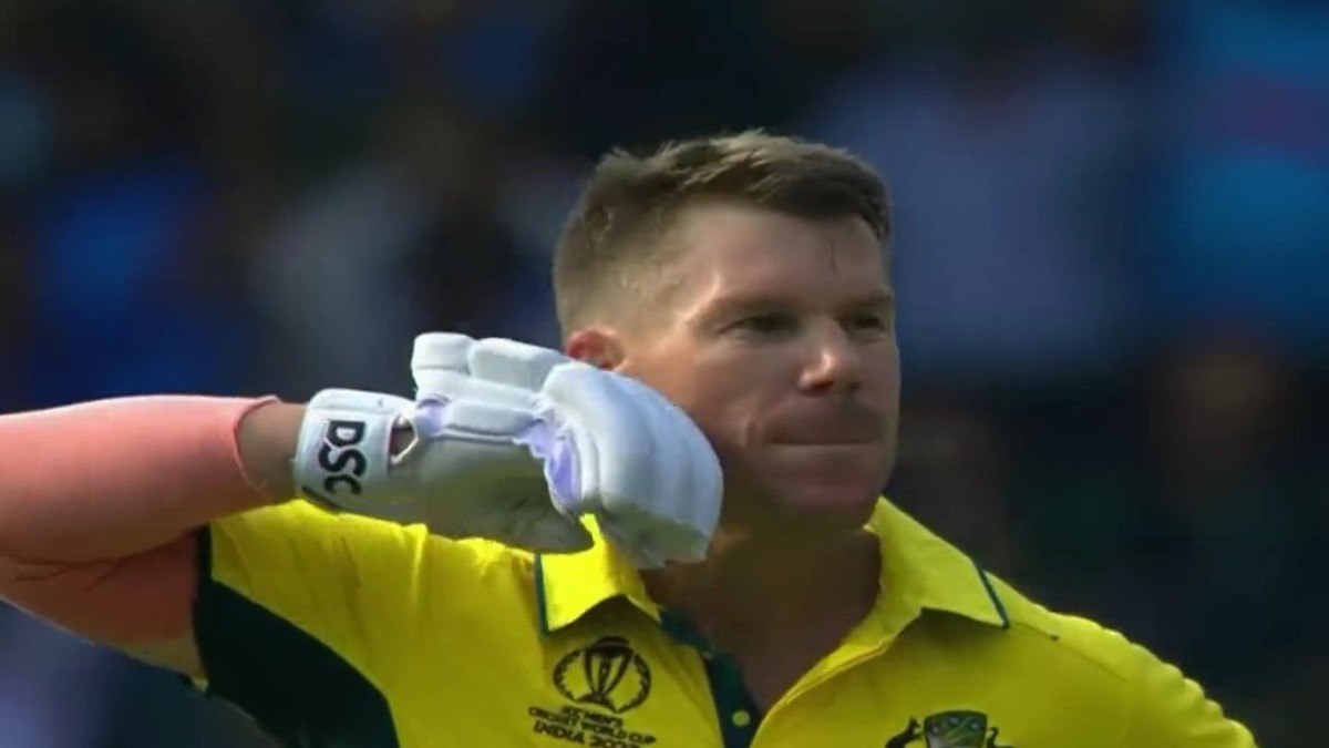 AUS vs PAK, ICC World Cup 2023: Warner celebrates his century in Pushpa style, Australia sets a mammoth total of 367 against Pakistan