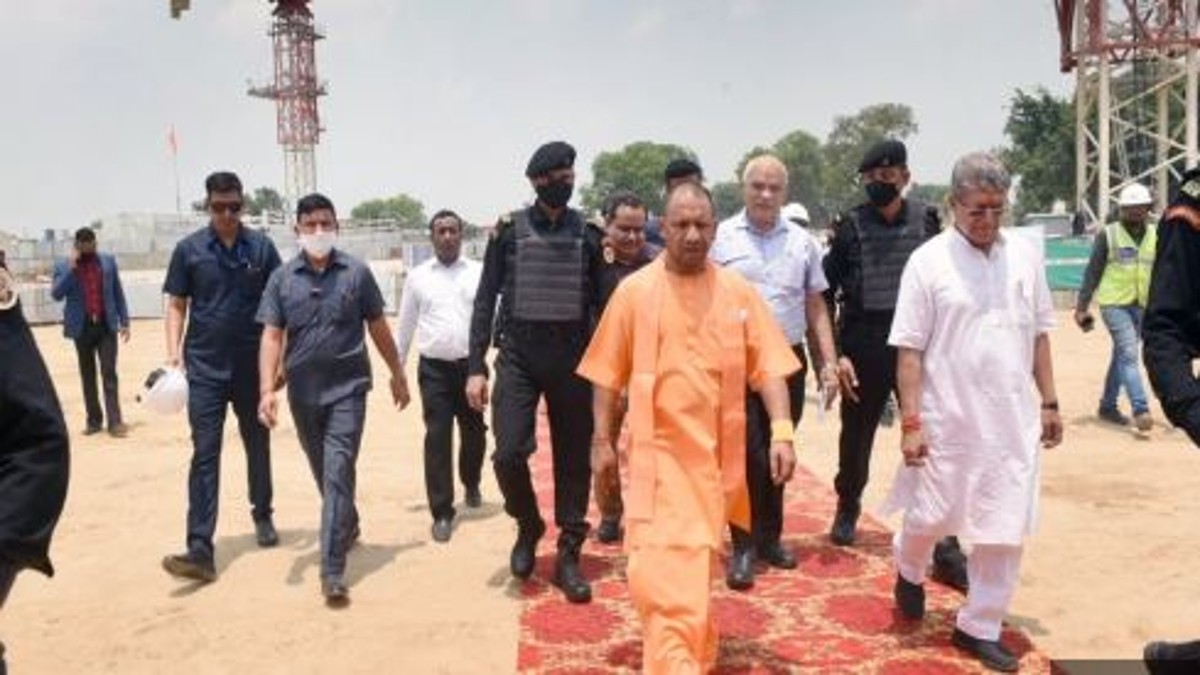 CM Yogi along with cabinet ministers to worship Ram Lalla in Ayodhya today