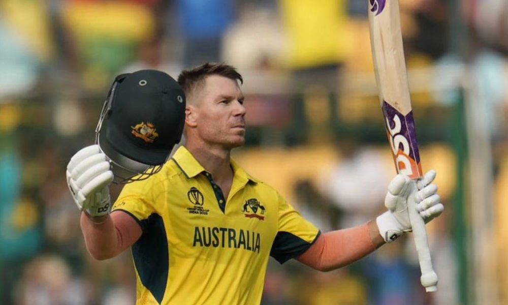 David Warner gives hilarious reply to Indian guy for calling Australian cricketers arrogant, netizens react