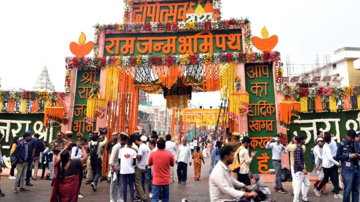 Ayodhya buzzing with excitement for the last Deepotsav during the temporary temple period