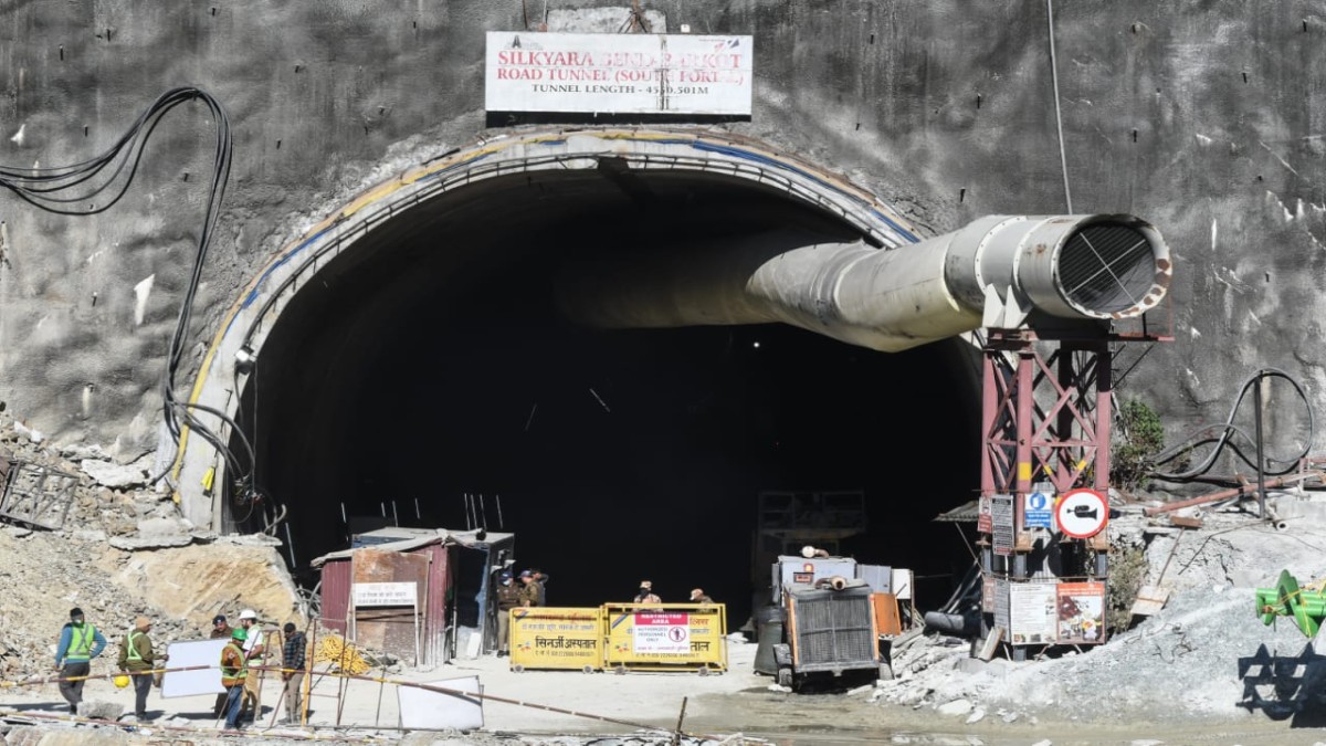 Rescuers confident of evacuating 40 workers trapped at Uttarkashi Tunnel Collapse site for 96 hours: heavy drill machine installed