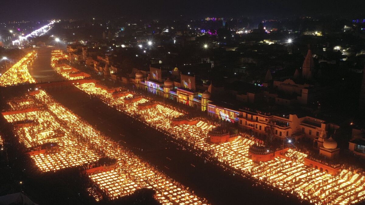 Cities all decked up with festivities as Diwali approaches