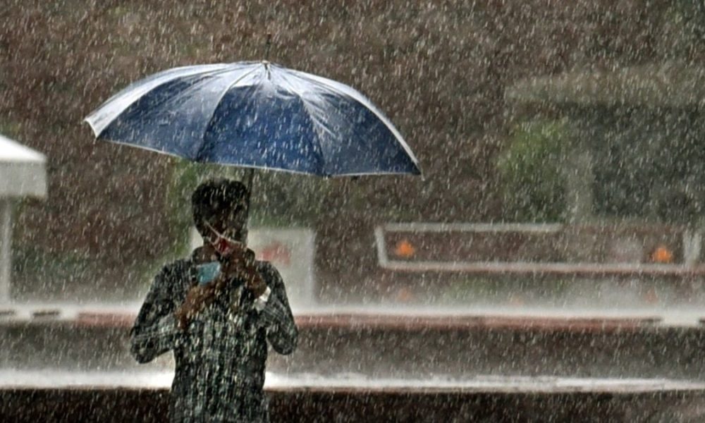 Delhi NCR sees sudden change in weather, receives light rain