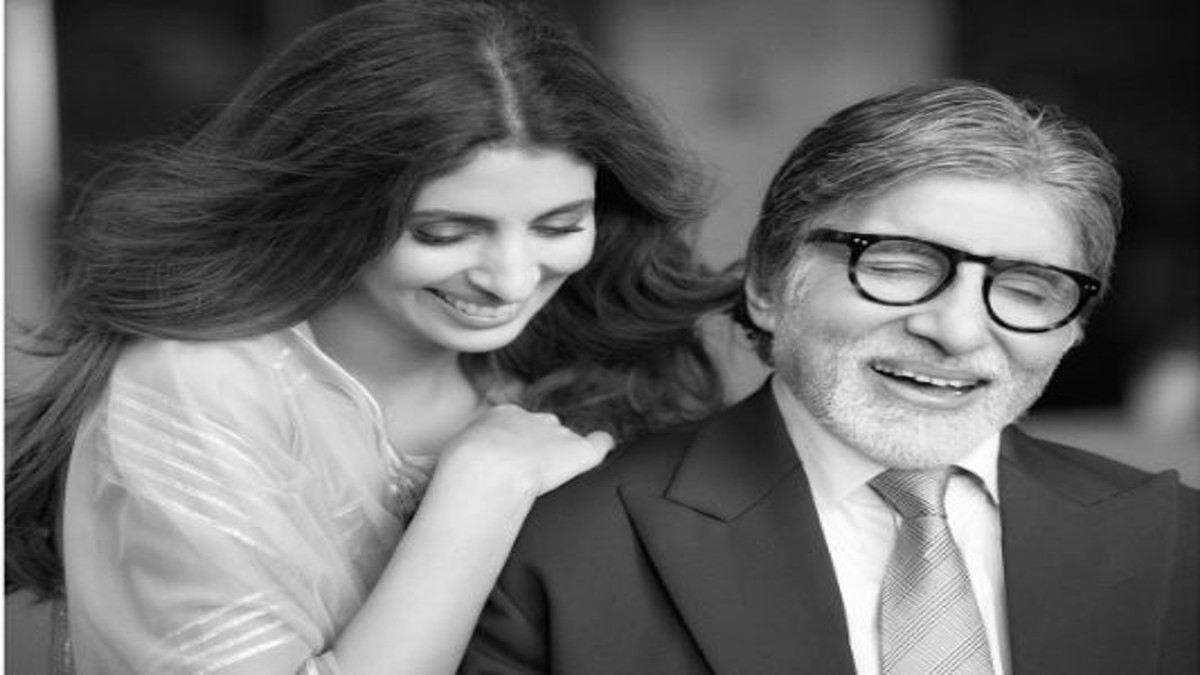 Veteran Bollywood Actor Amitabh Bachchan gifts Juhu Bungalow to daughter Shweta Nanda