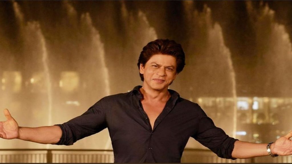 SRK turns 57, greets fans with his 'signature pose' - TheDailyGuardian