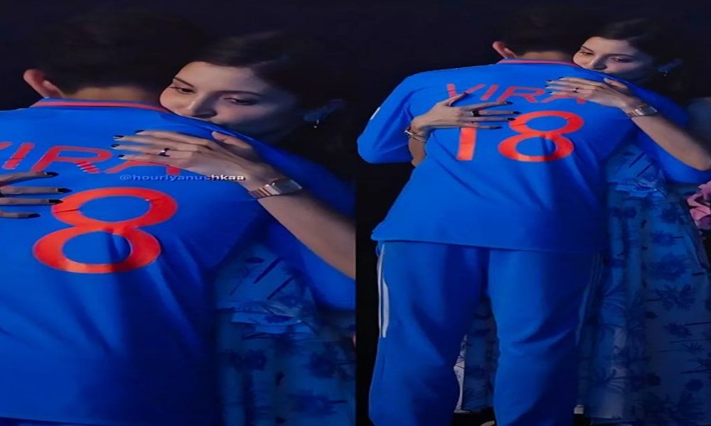 Anushka Sharma hugs Virat Kohli after team India’s loss in World Cup 2023 final