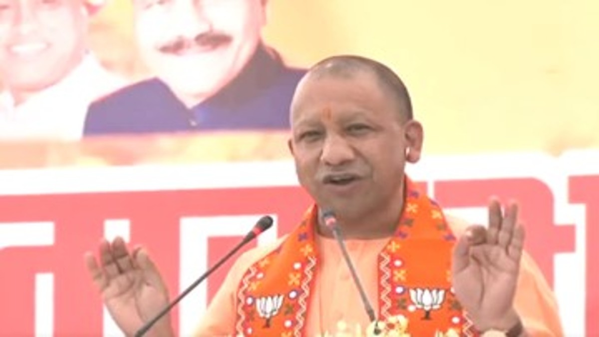 “Congress could have built Ram Mandir in Ayodhya in 1947 if it wanted,” CM Yogi at MP election rally