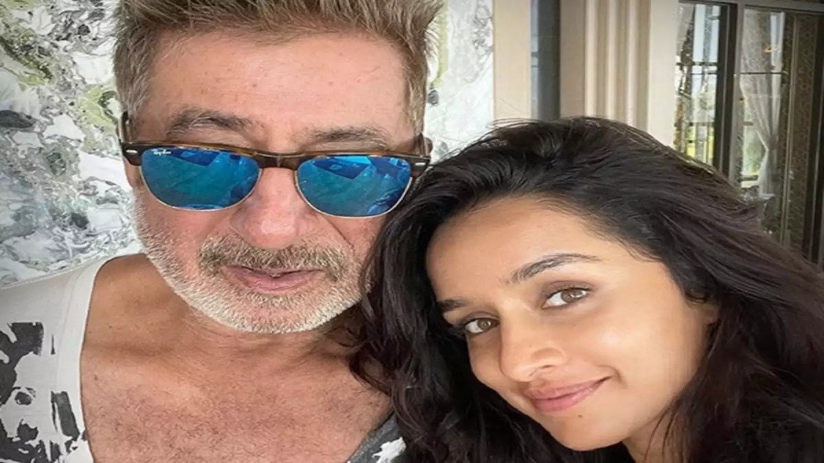Internet goes wild over Shakti Kapoor’s Instagram playful battle with daughter Shraddha’s Ajio commercials