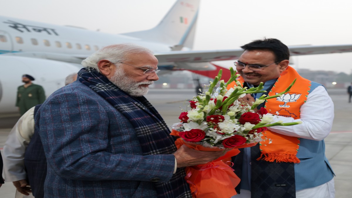 Rajasthan Governor welcomes PM Modi at Raj Bhavan