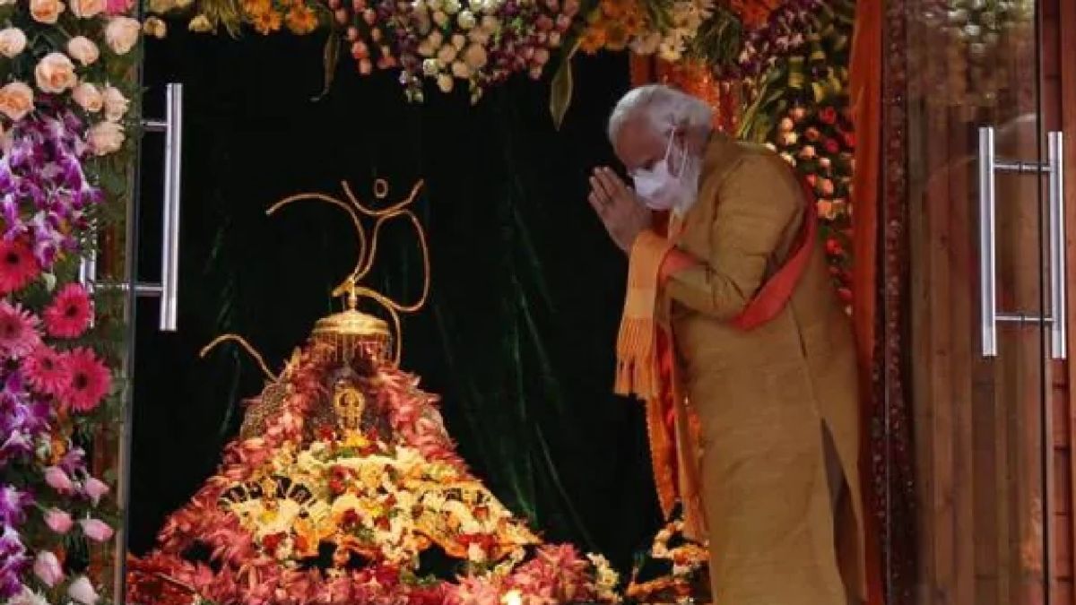 Pran Pratistha event: PM Modi sleeping on floor, coconut water is his only diet for 11 days