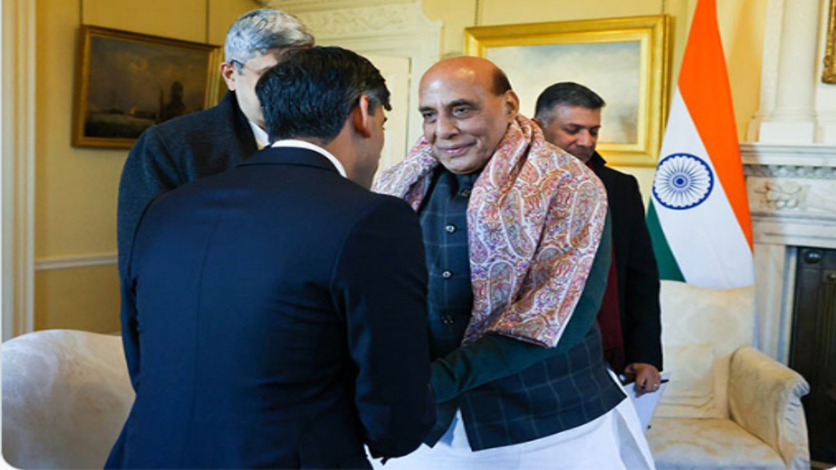 Rajnath Singh, UK PM Rishi Sunak discuss issues related to defence, economic cooperation
