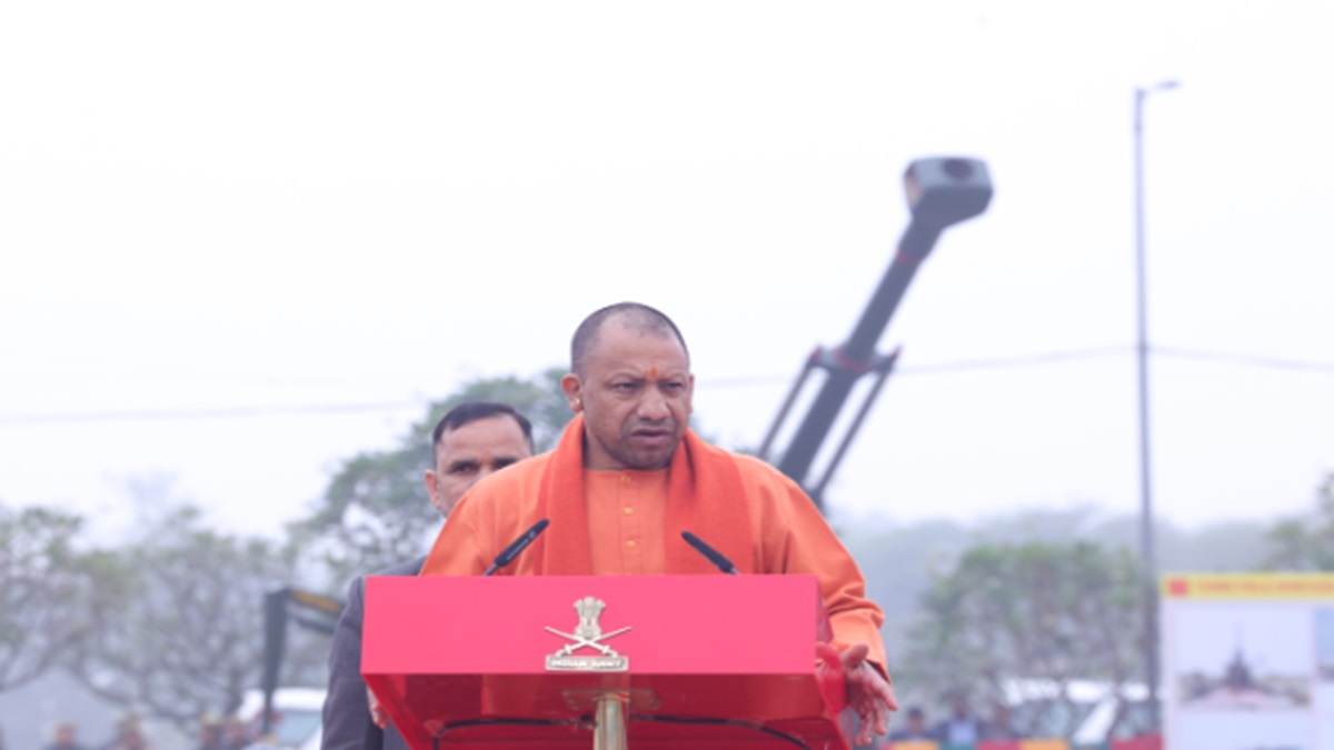 CM Yogi inaugurates 3-day ‘Know Your Army’ festival; says, “UP is the land of heroes”
