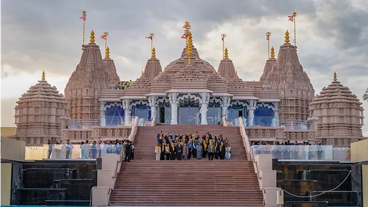 What’s so special about the grand Abu Dhabi’s Hindu Temple