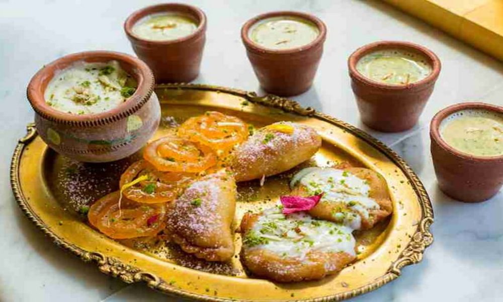 Holi 2024: From Gujiya to Thandai, 5 delicacies you must try on this special day