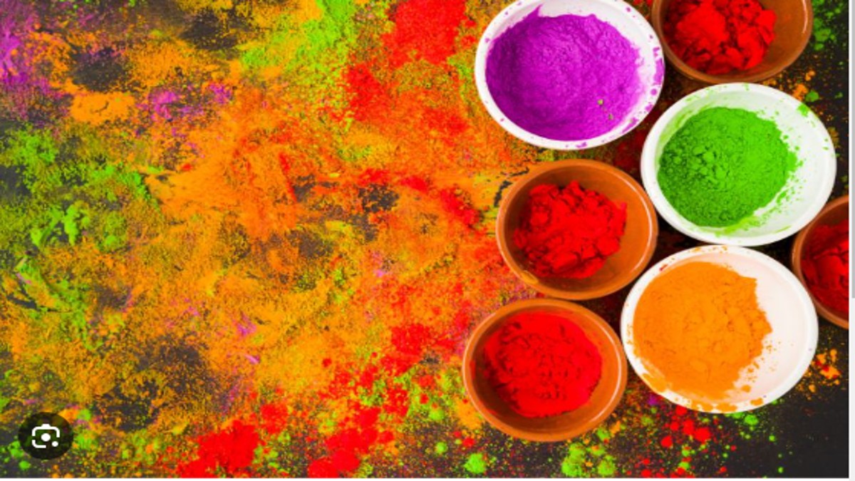 Holi 2024: 5 Reasons why should you pick natural colours over market based synthetic ones?