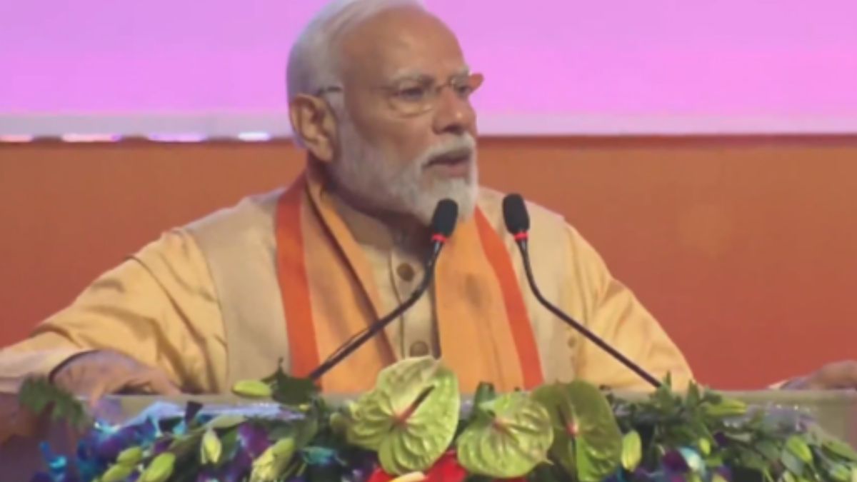 Uttar Pradesh has transitioned from red-tapism to “red-carpet culture” in last seven years: PM Modi