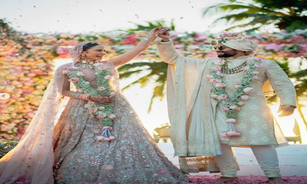 Rakul Preet looked like an angelic bride in a pastel floral lehenga designed by Tarun Tahiliani