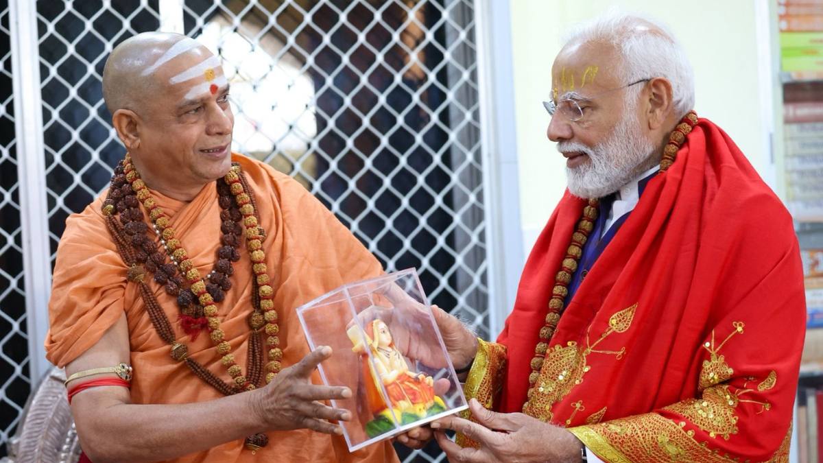 PM Modi seeks blessing from Dwarka Shankaracharya Swami Sadanand Saraswati in Gujarat
