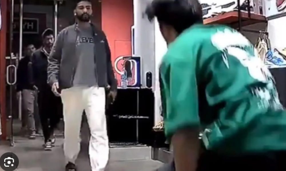 Bigg Boss OTT2 winner Elvish Yadav slaps and kicks another Youtuber in Viral Video