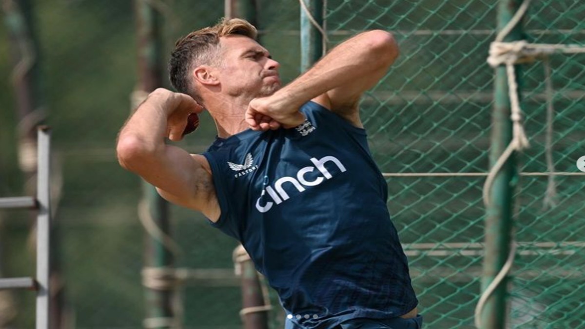 Who is James Anderson, the first Pacer to complete 700 wickets in Test Cricket