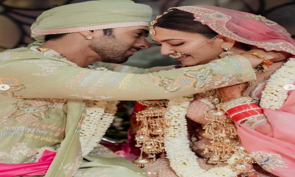 Kriti Kharbanda, Pulkit Samrat are now married, shares pictures from wedding
