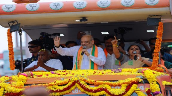 Amit Shah holds mega road show in Kanyakumari, seek votes for party’s candidate, Pon Radhakrishnan