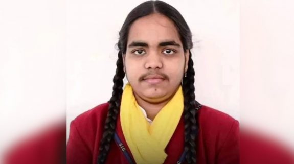 UP Board Class 10th topper Prachi Nigam gets brutally trolled on internet, netizens jump in her support