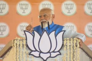 “Aag desh me nahi, unke dilon me lagi hai…” PM Modi hits out at Congress