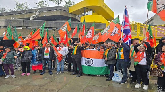London: Overseas Friends of BJP UK organises spectacular ‘Run for Modi’ event