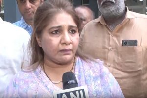 Karnataka Minister’s wife approaches police against BJP MLA Yatnal over unsavoury comment against family