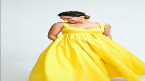 Mom-to-be Deepika Padukone shines bright in yellow dress