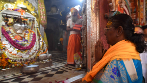 President Droupadi Murmu offers prayers at Hanuman Garhi temple in Ayodhya