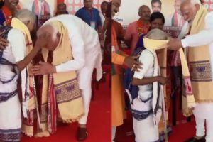 In Odisha’s Kandhamal: PM Modi bows down, seeks blessings from Padma awardee Purnamasi Jani