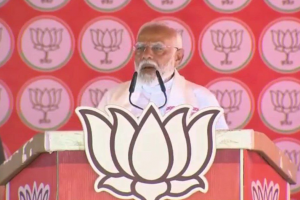“Shehzade of SP-Congress do not see anything before their family”: PM Modi