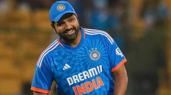 Rohit’s “Photoshopped” image in the warm-up match stirs social media curiosity