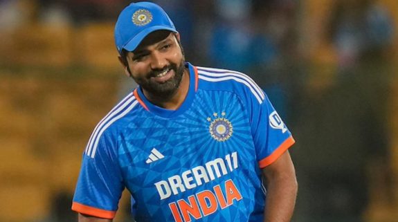 Rohit’s “Photoshopped” image in the warm-up match stirs social media curiosity