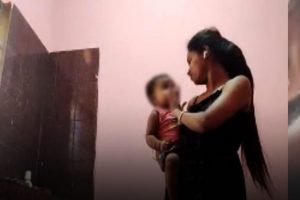 Watch: Mother forces 20-months-old child to smoke and drink, Video Viral