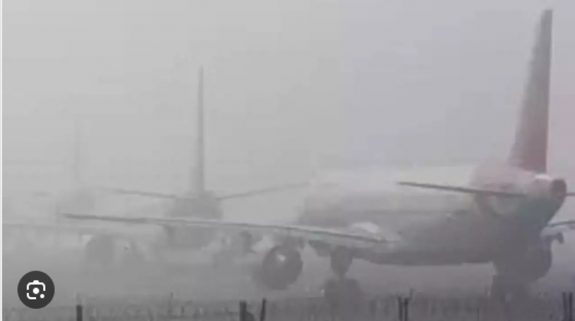 Five Delhi-bound flights diverted to Jaipur, Dehradun due to low visibility