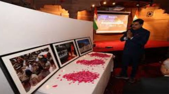 MP CM Mohan Yadav pays tributes on the 26/11 Mumbai Terror Attacks anniversary in London