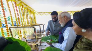 PM Modi underlines Guyana-India ties through meal served on lotus leaf