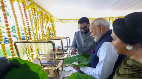 PM Modi underlines Guyana-India ties through meal served on lotus leaf