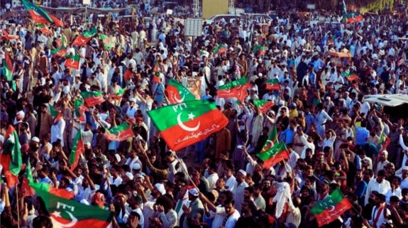 Khyber Pakhtunkhwa CM Pakistan Tehreek-e-Insaf leads rally into Islamabad for ‘do-or-die’ protest