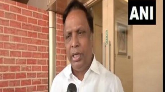 “Those people who faced defeat are wandering here and there”: BJP MLA Ashish Shelar amid EVM controversy