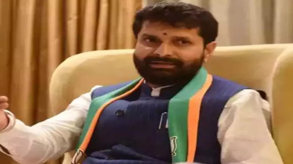 Karnataka: BJP leader CT Ravi taken into custody after alleged derogatory remarks against state minister Lakshmi Hebbalkar