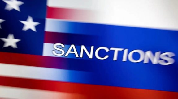 Fresh US sanctions on Russia to have little impact on India; prices to remain settled at 75-85 USD: IOC Chairman