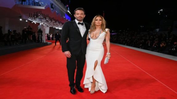 Jennifer Lopez & Ben Affleck Officially Call It Quits After Two-Year Marriage