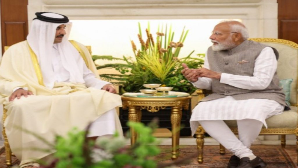 PM Modi holding a meeting with Amir of Qatar