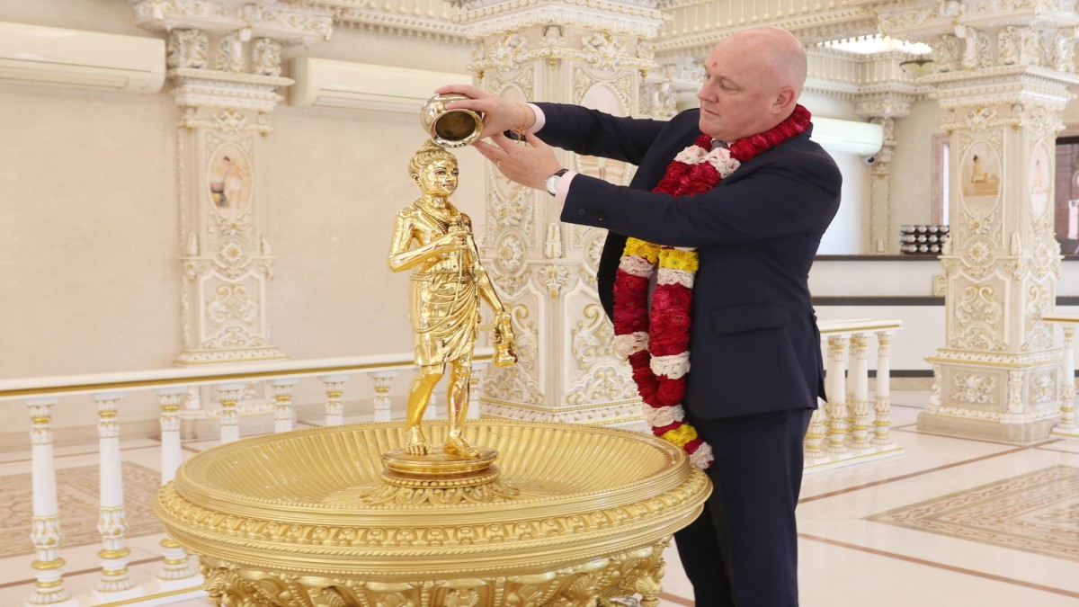 New Zealand Prime Minister Christopher Luxon Visits BAPS Swaminarayan Akshardham