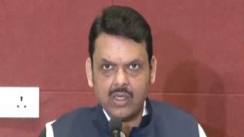 CM Fadnavis