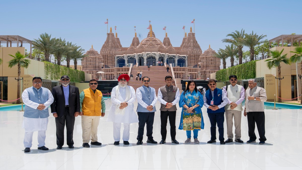 All-Party Delegation visiting BAPS Mandir